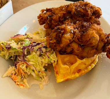 Buttermilk Channel signature dishes Berkshire Baby Back Ribs
Lasagna
Buttermilk Fried Chicken Sandwich